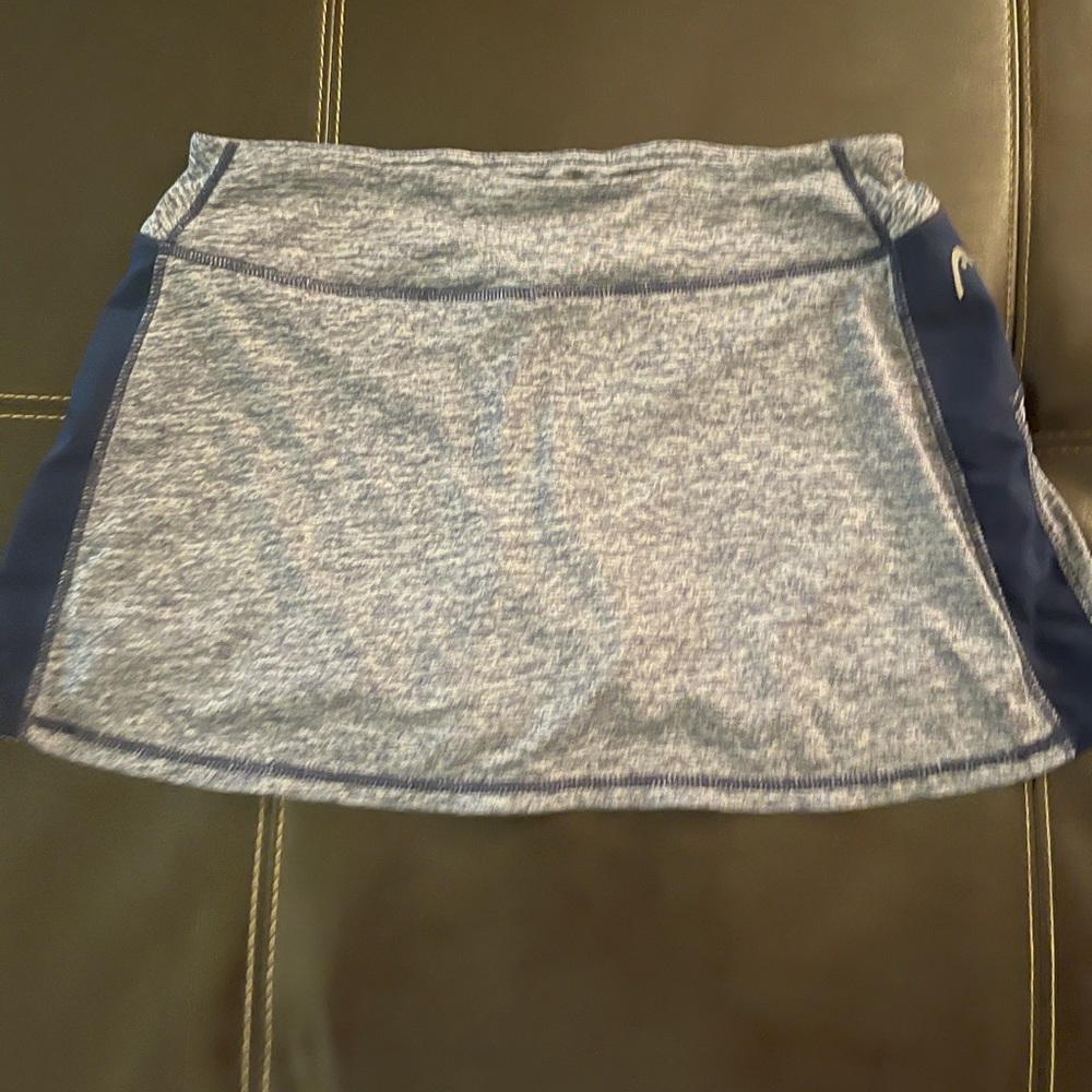 Head skort